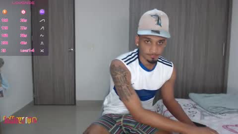 Snapshot of michael_jordanx chatting on 12-11-24, 04:39 Angel online show from 12-11-24, 04:39