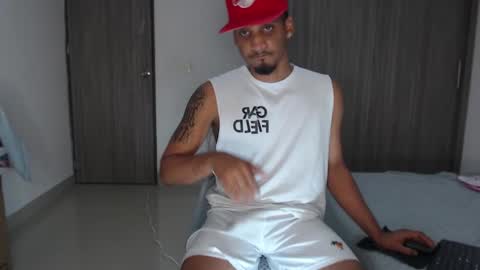 Snapshot of michael_jordanx chatting on 12-21-24, 08:39 Angel online show from 12-21-24, 08:39