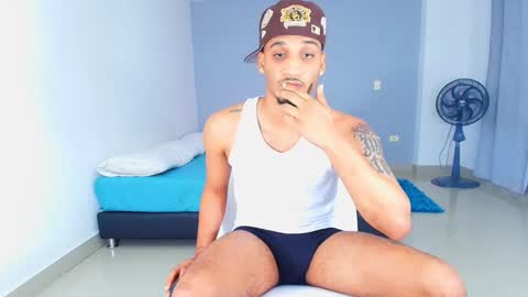 Snapshot of michael_jordanx chatting on 01-14-25, 03:43 Angel online show from 01-14-25, 03:43