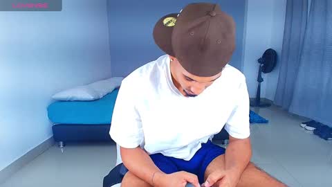 Snapshot of michael_jordanx chatting on 01-28-25, 11:50 Angel online show from 01-28-25, 11:50