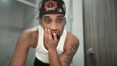 Snapshot of michael_jordanx chatting on 03-03-25, 02:26 Angel online show from 03-03-25, 02:26