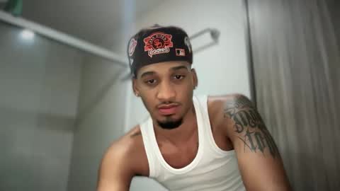 Snapshot of michael_jordanx chatting on 03-04-25, 04:20 Angel online show from 03-04-25, 04:20