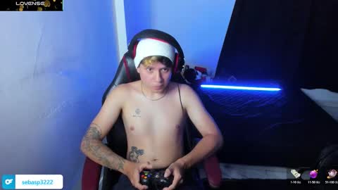 michael independent model  online show from 10-18-25, 01:08