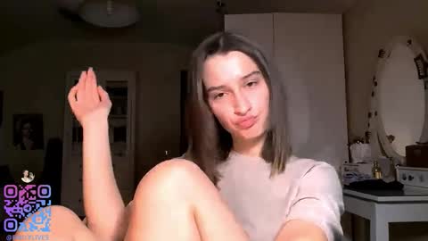 Emily online show from 11-28-25, 02:20