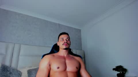 Michael online show from 11-11-25, 03:17