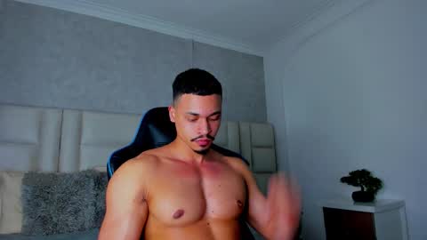 Michael online show from 12-05-25, 07:06