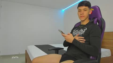 Michael online show from 03-01-25, 02:59