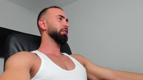 MichaelEvansx online show from 12-23-24, 10:23