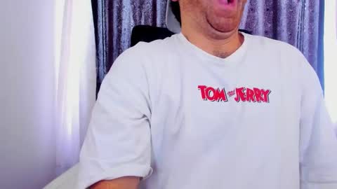 Michael  Contenido explcito online show from 01-09-25, 07:40