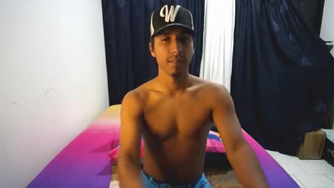 Snapshot of michaelhotbbc chatting on 11-22-25, 05:50 Michael online show from 11-22-25, 05:50