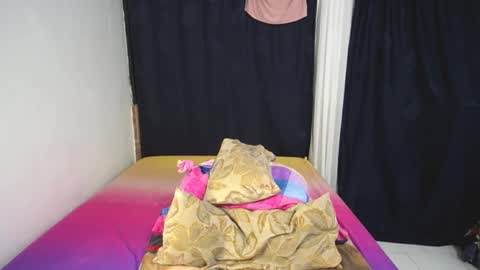 Snapshot of michaelhotbbc chatting on 12-15-25, 06:06 Michael online show from 12-15-25, 06:06