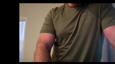 Snapshot of michaelt483 chatting on 12-14-25, 09:30 michaelt483 online show from 12-14-25, 09:30