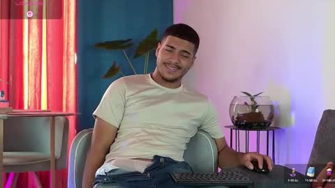 michel g22 online show from 09-23-25, 01:58