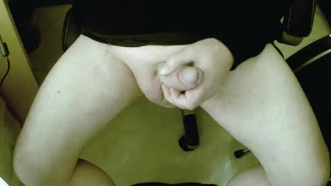 Snapshot of michelclaude chatting on 12-12-24, 06:31 michelclaude online show from 12-12-24, 06:31