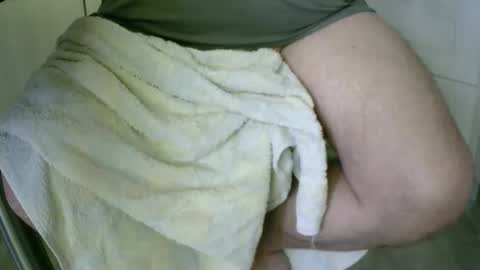 Snapshot of michelclaude chatting on 10-06-25, 02:47 michelclaude online show from 10-06-25, 02:47