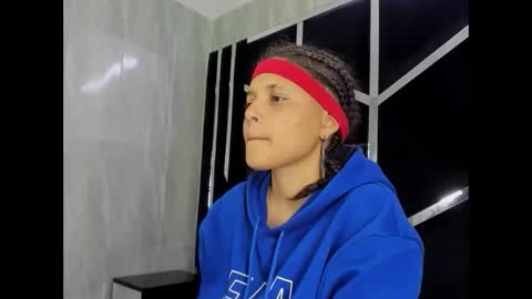 michell_rs online show from 02-12-25, 01:19