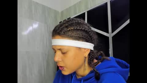 michell_rs online show from 03-05-25, 01:10