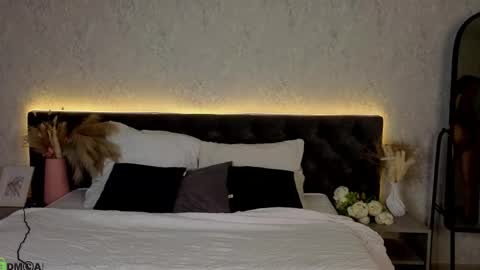 michelle_blond online show from 03-26-26, 08:09