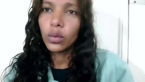 Anne Michelle online show from 01-05-25, 03:22