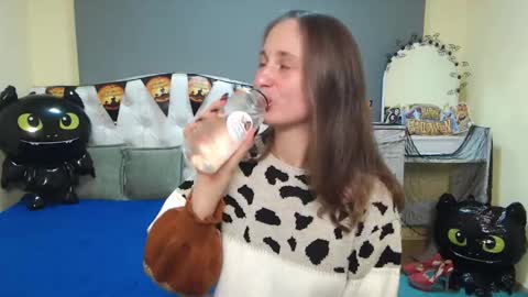 Michel online show from 10-29-25, 01:13