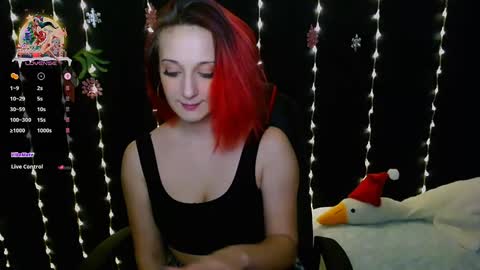 Snapshot of michelleevie chatting on 12-27-24, 10:05 Agatha online show from 12-27-24, 10:05