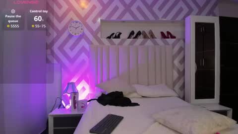 Snapshot of michellesin chatting on 06-03-26, 02:33 . online show from 06-03-26, 02:33