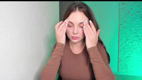 Michellee online show from 11-05-25, 05:46