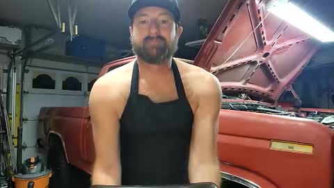 Snapshot of michelob95 chatting on 10-15-25, 10:26 michelob95 online show from 10-15-25, 10:26