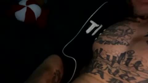 Snapshot of mick9009961169 chatting on 12-14-25, 10:42 mick9009961169 online show from 12-14-25, 10:42