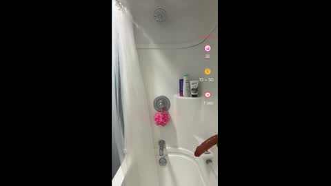 Snapshot of mickeyshyne69 chatting on 02-12-25, 08:27 Mickey online show from 02-12-25, 08:27