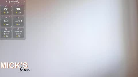 Snapshot of mickisback chatting on 01-08-25, 08:38 Mick online show from 01-08-25, 08:38