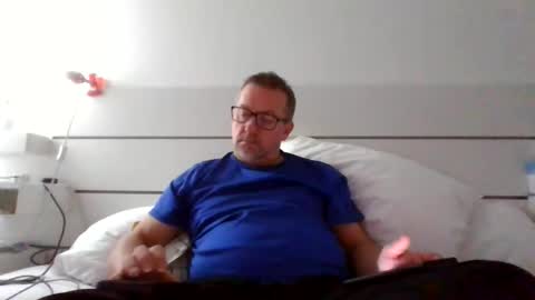 Snapshot of middleton2021 chatting on 10-28-25, 09:39 middleton2021 online show from 10-28-25, 09:39