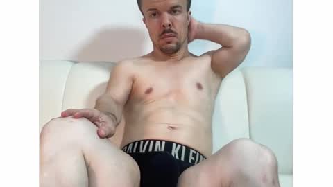 Snapshot of midgettripod1 chatting on 10-11-25, 02:00 Aaron online show from 10-11-25, 02:00