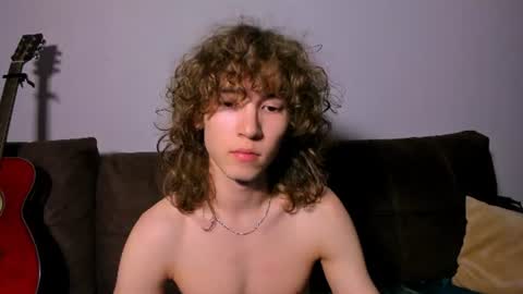 Max online show from 08-08-26, 05:37