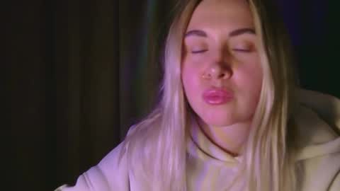 Snapshot of midnight_lace1 chatting on 02-07-26, 03:05 Midnight lace1 online show from 02-07-26, 03:05