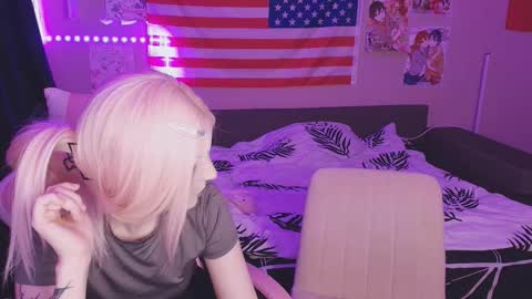 Kai and Angel online show from 02-20-26, 01:46