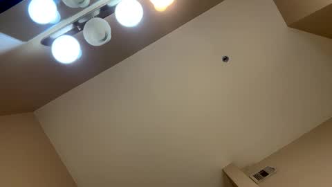 SexyLatinaCouple online show from 11-12-25, 11:32