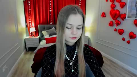 Snapshot of midnighteaura chatting on 02-14-26, 08:05 midnighteaura online show from 02-14-26, 08:05