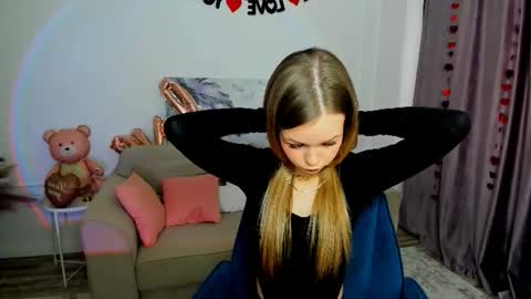 Snapshot of midnighteaura chatting on 02-25-26, 11:20 midnighteaura online show from 02-25-26, 11:20