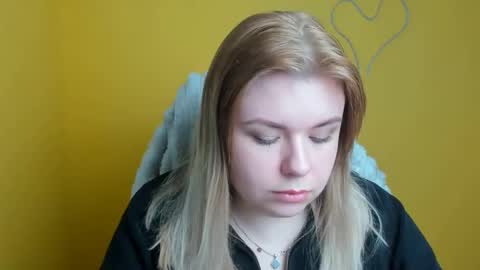 Mariana online show from 12-01-25, 12:32