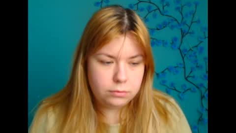 Mariana online show from 02-15-26, 06:10