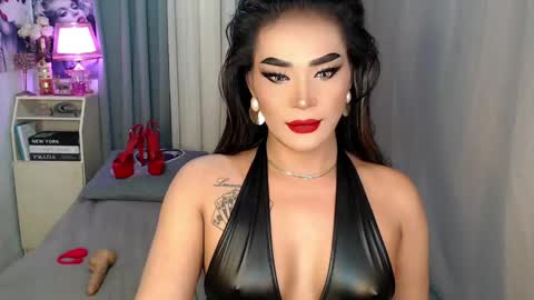 Snapshot of midnightraven27 chatting on 02-17-25, 09:30  Dont forget to follow online show from 02-17-25, 09:30