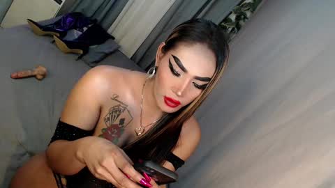 Snapshot of midnightraven27 chatting on 03-10-25, 02:17  Dont forget to follow online show from 03-10-25, 02:17