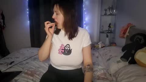 Midnight online show from 11-03-25, 02:51