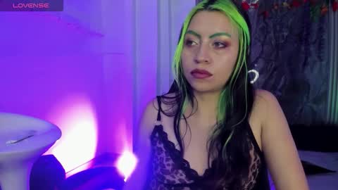 midory_ online show from 10-12-25, 01:04