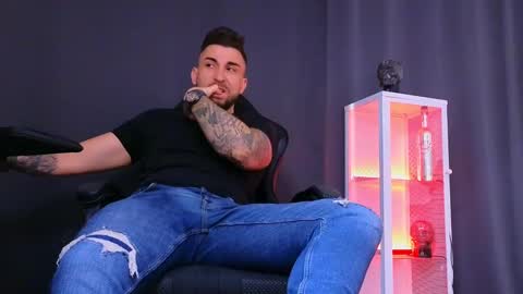 MightyAaron online show from 02-20-25, 06:50