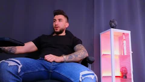 MightyAaron online show from 03-02-25, 06:05