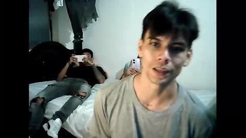 Snapshot of miguelsantos23 chatting on 01-15-26, 05:45 MiguelSantos online show from 01-15-26, 05:45