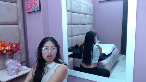 Snapshot of miha_smith chatting on 12-17-24, 02:44 Miha online show from 12-17-24, 02:44