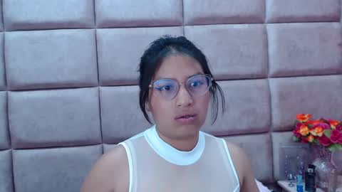Snapshot of miha_smith chatting on 01-09-25, 12:52 Miha online show from 01-09-25, 12:52